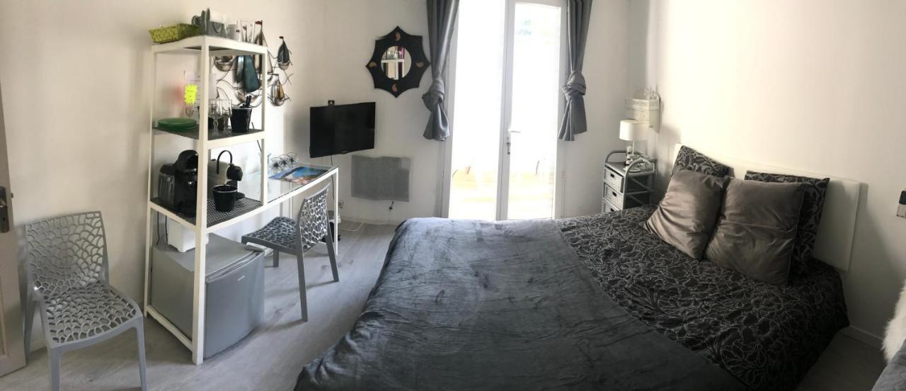 Chambres D'Hotes Les Oliviers - Marignane Exterior foto