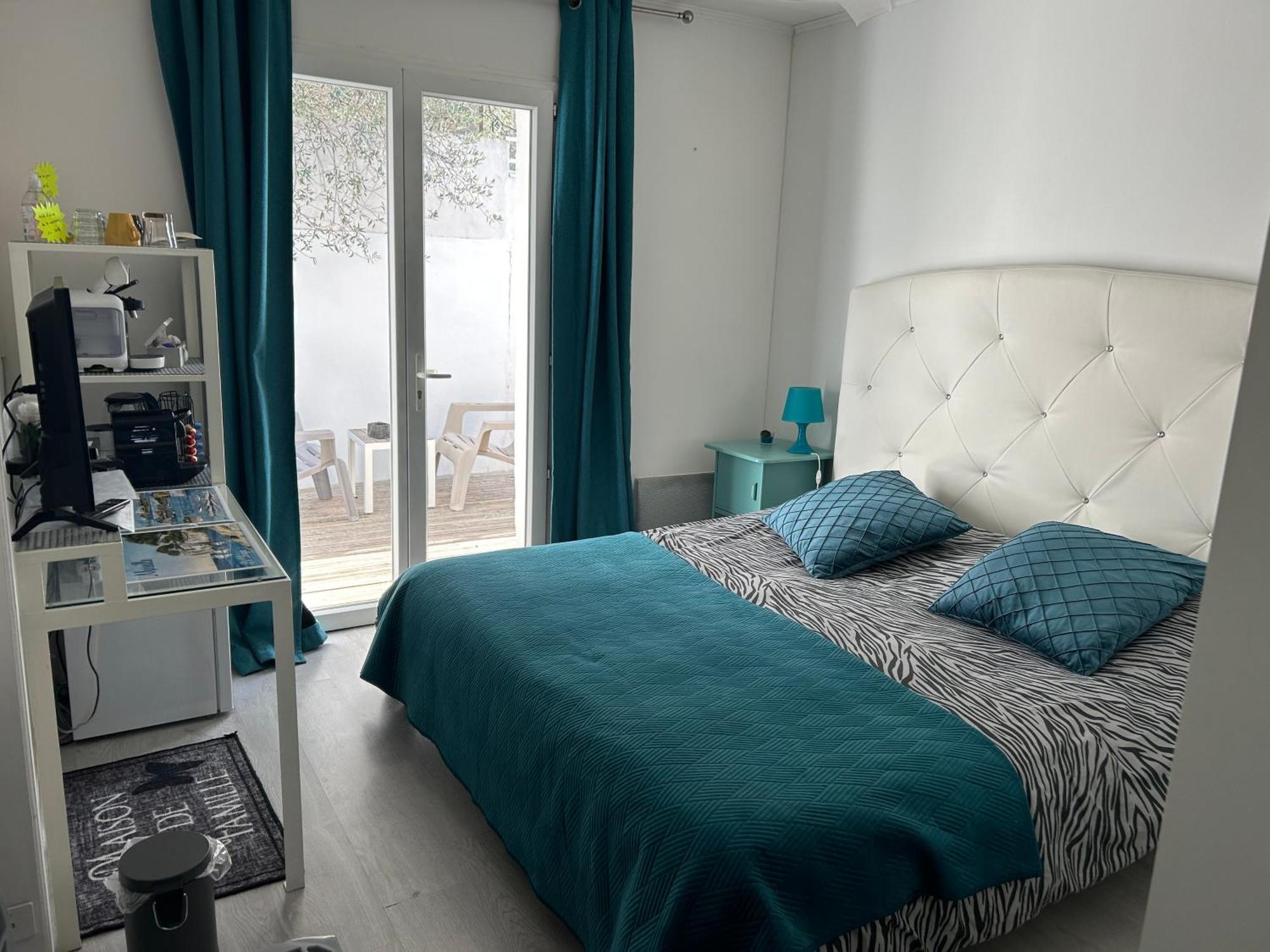 Chambres D'Hotes Les Oliviers - Marignane Exterior foto